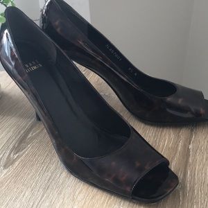 Stuart Weitzman Tortoise Peek toe Heels
